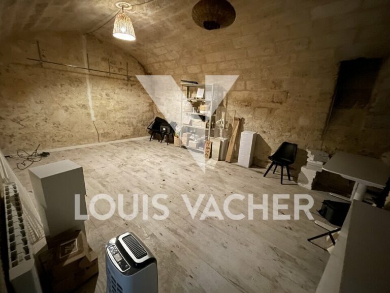 Local commercial Bordeaux 3