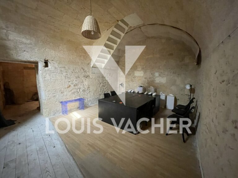 Local commercial Bordeaux 2