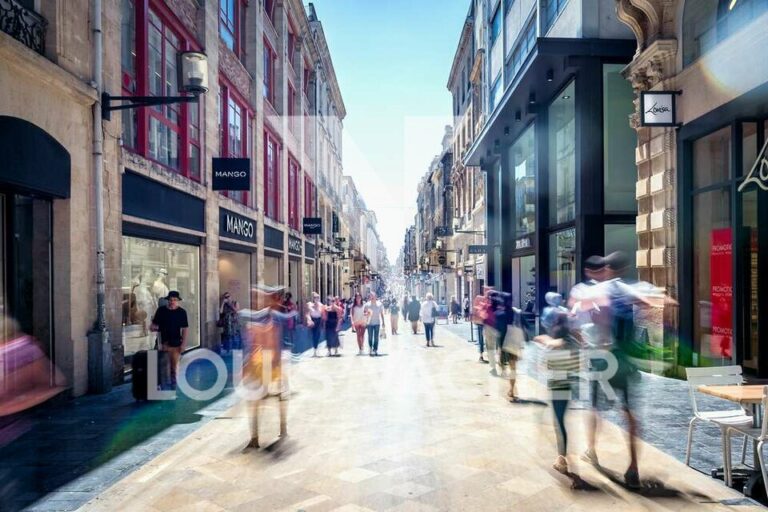 Local commercial Bordeaux 2