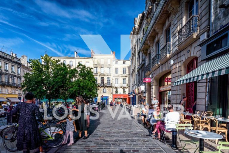 Local commercial Bordeaux 2