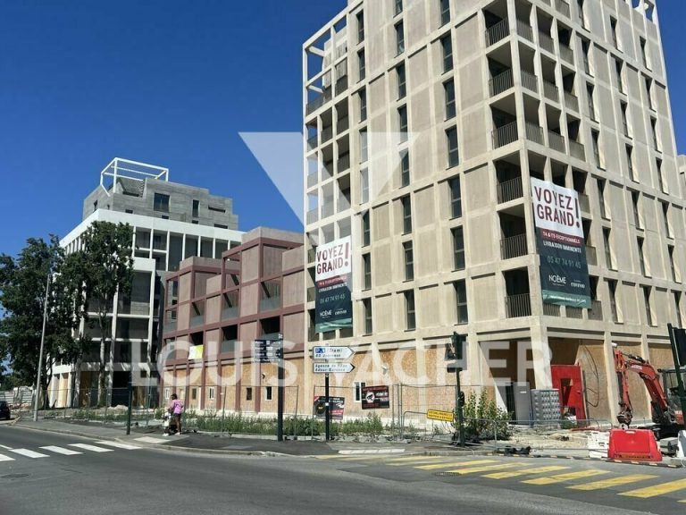 Local commercial Bordeaux 4