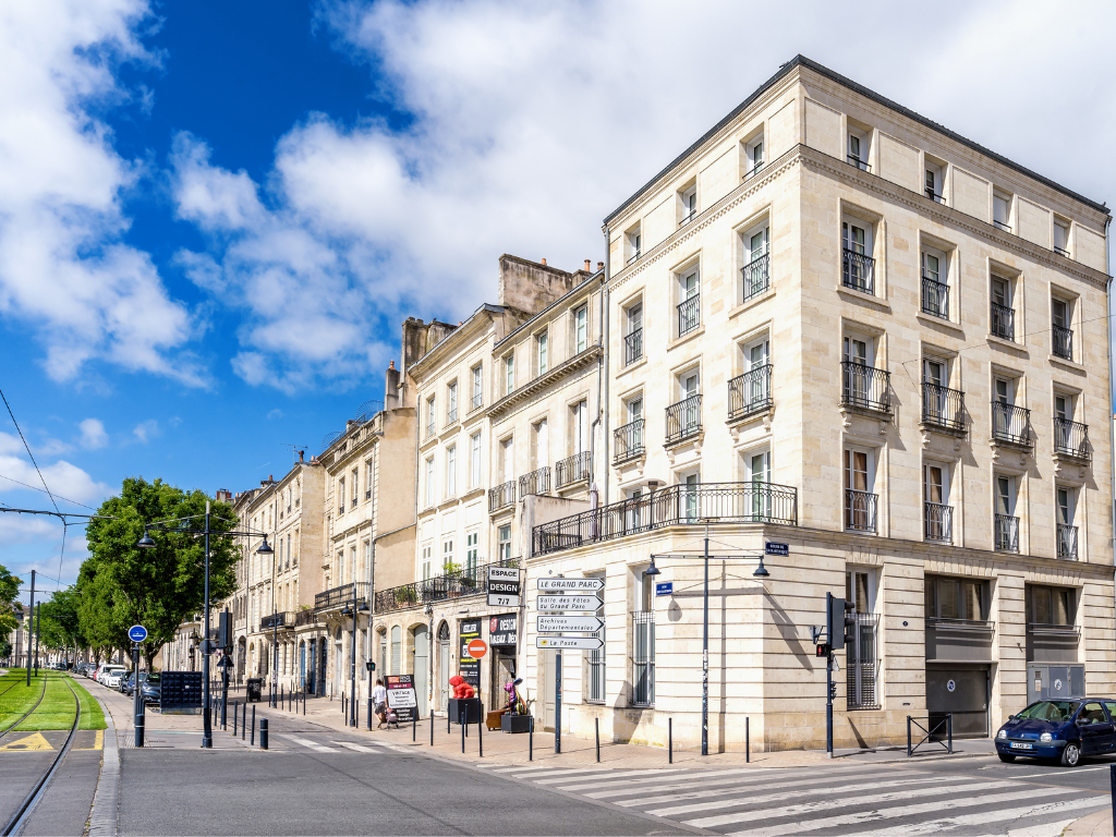 Exclusivité – Ensemble immobilier mixte – Bordeaux centre
