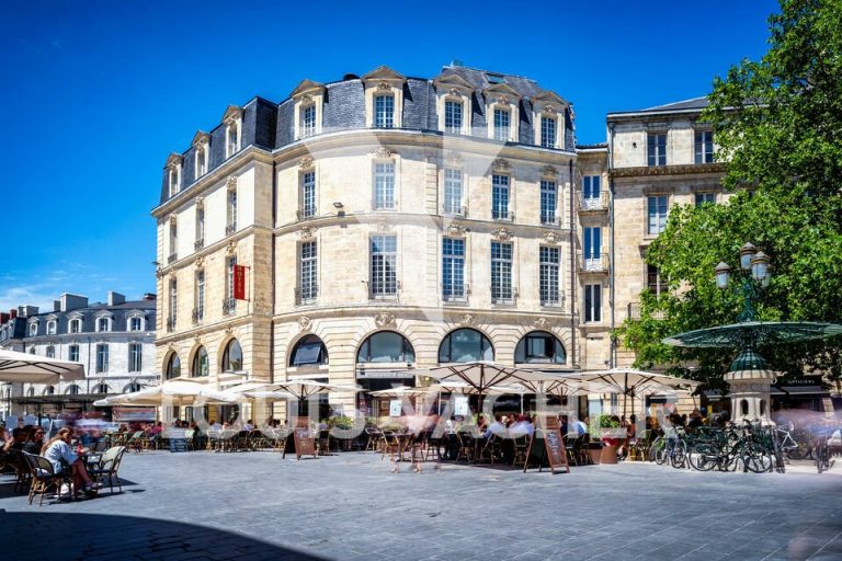 Local commercial Bordeaux 2