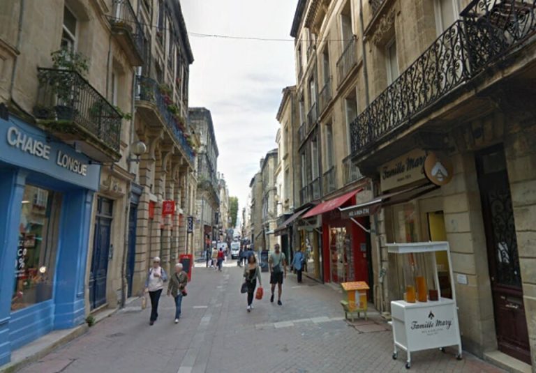 Local commercial Bordeaux 2