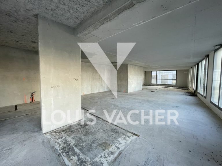 Local commercial Bordeaux 7