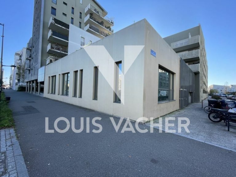 Local commercial Bordeaux 3