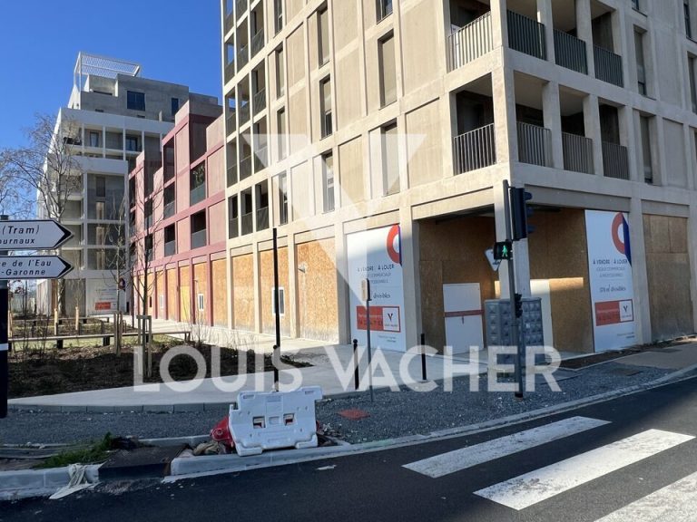 Local commercial Bordeaux 377 m²