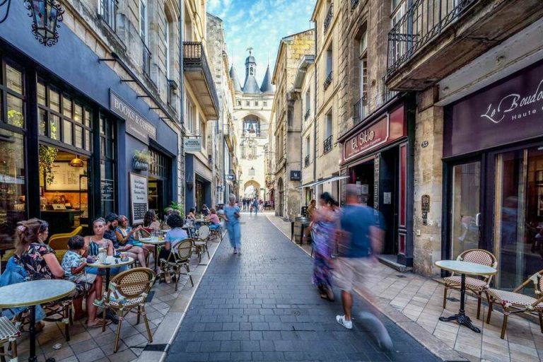 Local commercial Bordeaux 128 m²