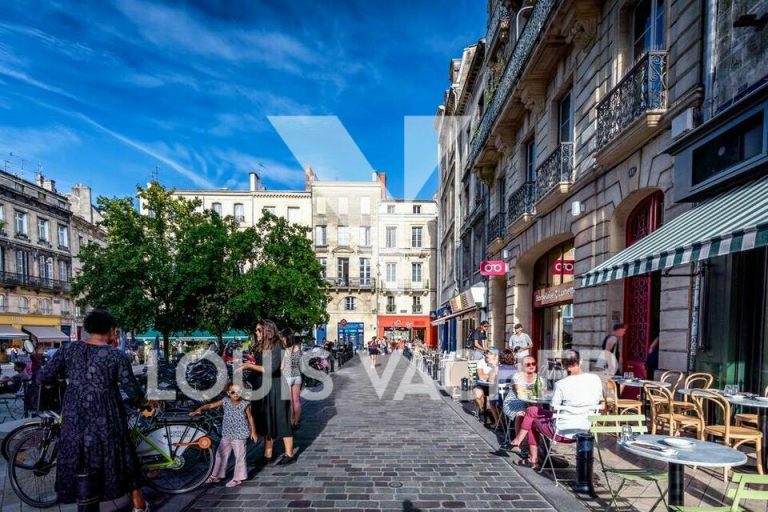 Local commercial Bordeaux 122 m²