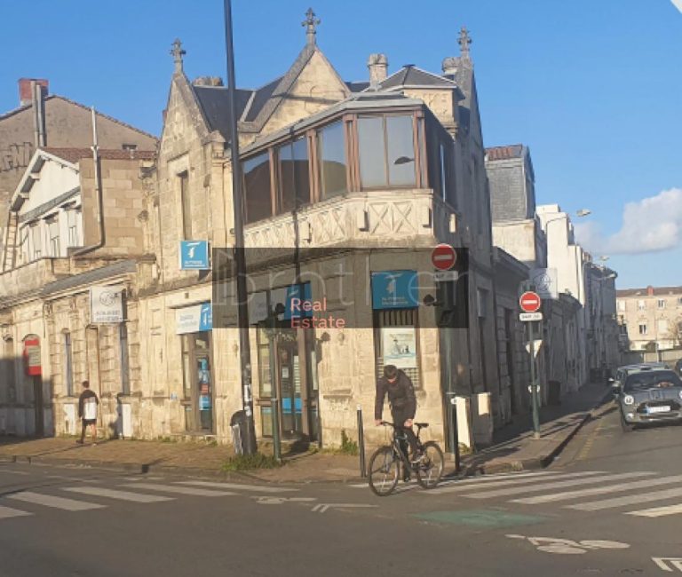 Location de bureau Bordeaux 121 m²