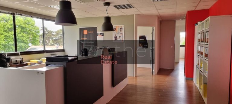 Vente de bureau Mérignac 760 m²