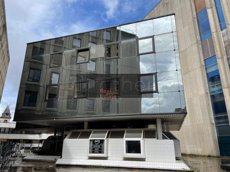 Vente de bureau Bordeaux 959 m²