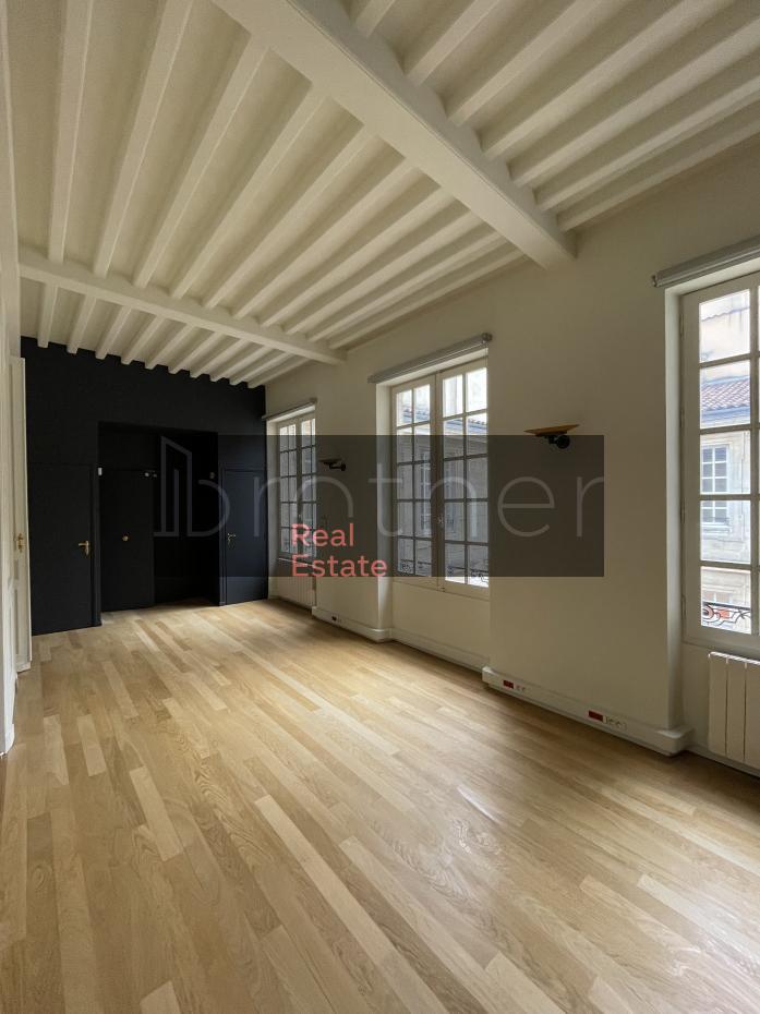Location de bureau Bordeaux 223 m²