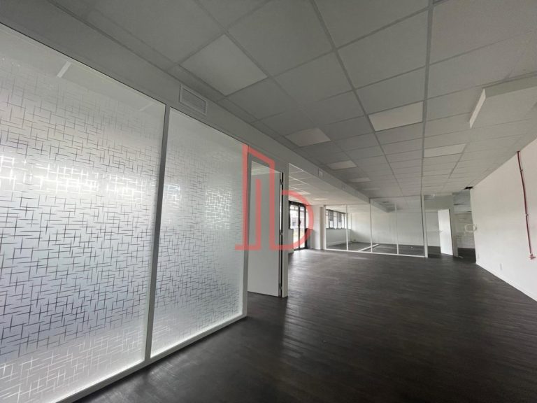 Location de bureau Mérignac 1143 m²