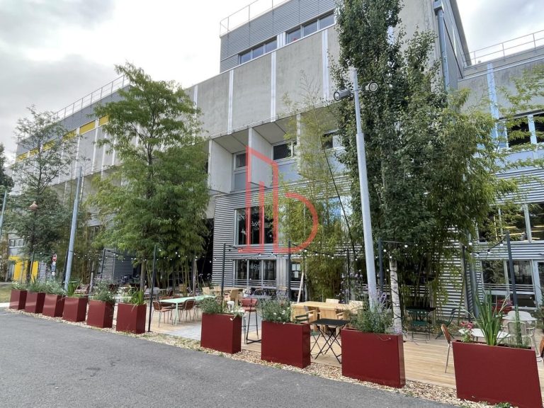 Location de bureau Bègles 687 m²