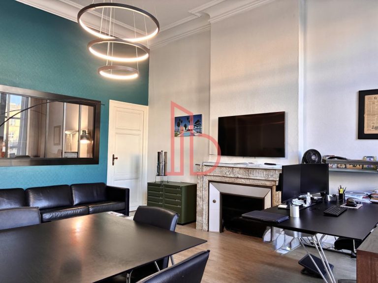 Location de bureau Bordeaux 77 m²