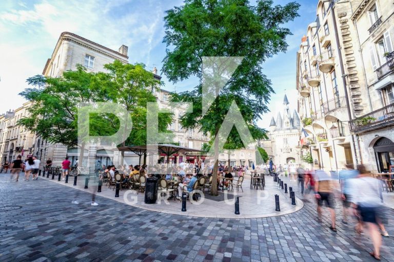 Local commercial Bordeaux 2