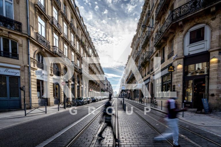 Local commercial Bordeaux 360 m²