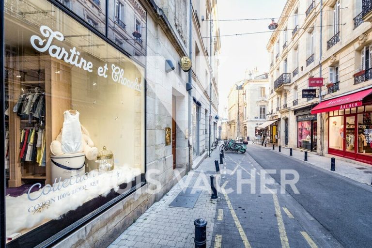 Local commercial Bordeaux 95 m²