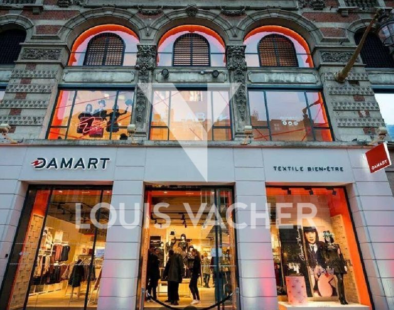 Local commercial Lille 793 m²