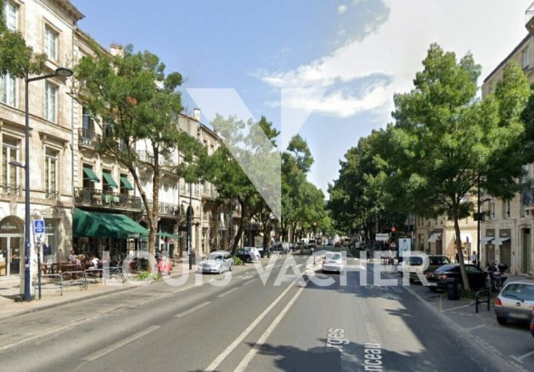 Local commercial Bordeaux 60 m²