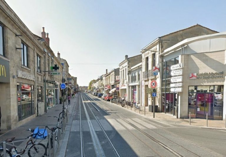 Local commercial Bordeaux 121 m²