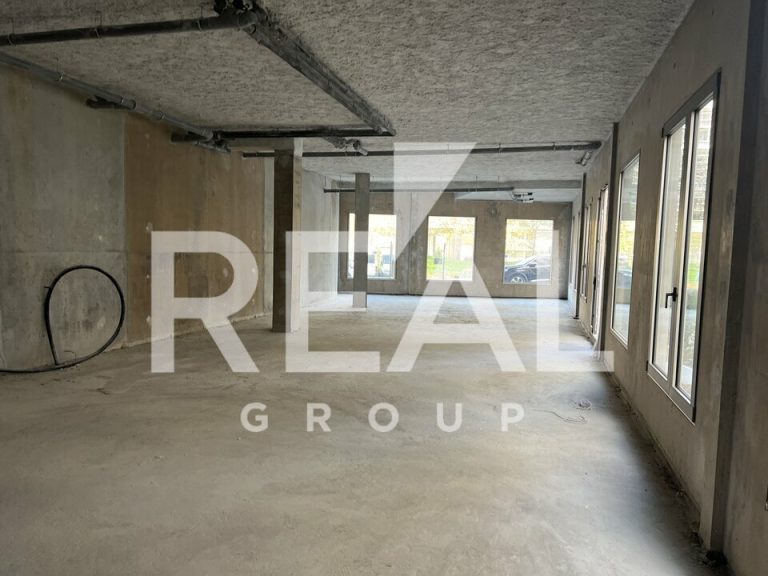 Local commercial Bordeaux 4