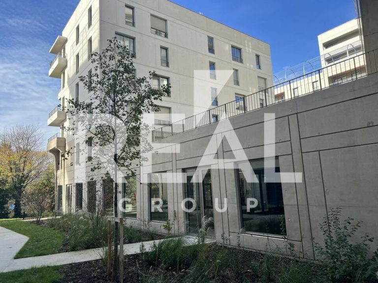 Local commercial Bordeaux 232 m²