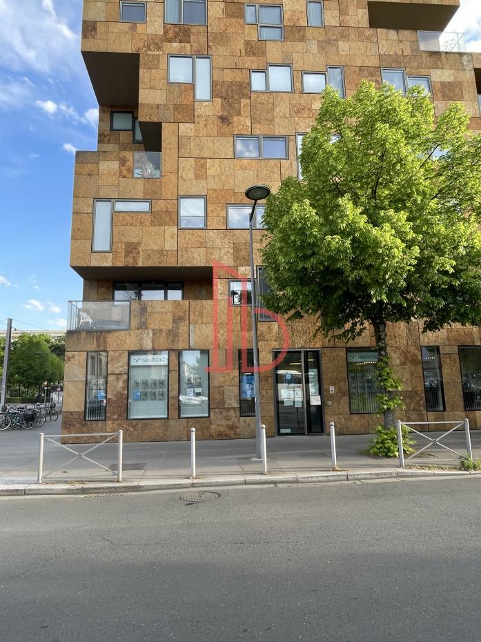 Location de bureau Bordeaux 170 m²