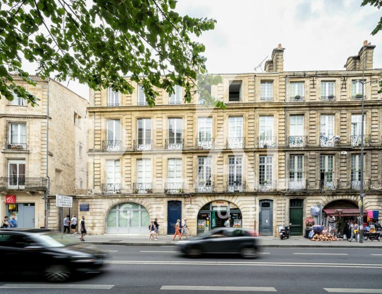 Local commercial Bordeaux 30 m²