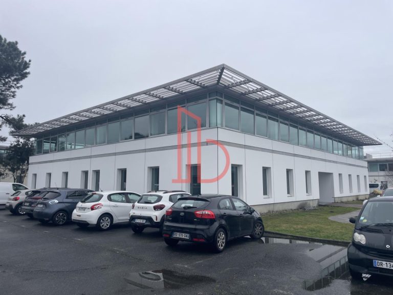 Location de bureau Pessac 602 m²