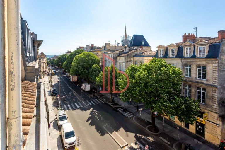 Vente de bureau Bordeaux 170 m²