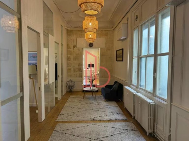 Vente de bureau Bordeaux 110 m²