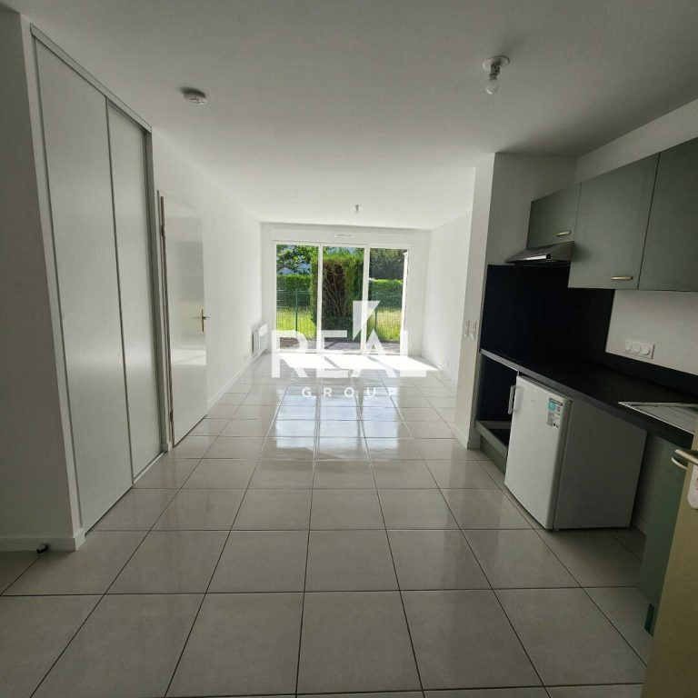 Location Appartement Ares 2