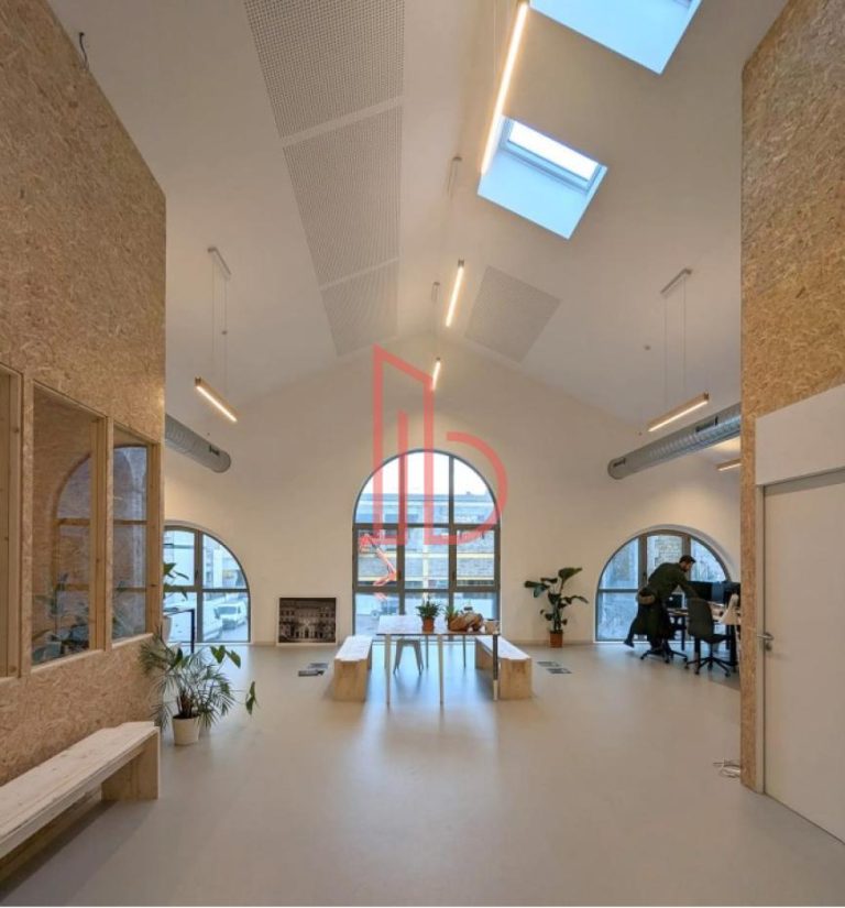 Location de bureau Bordeaux 181 m²