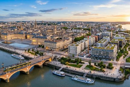 Investir dans l’immobilier à Bordeaux : guide 2026