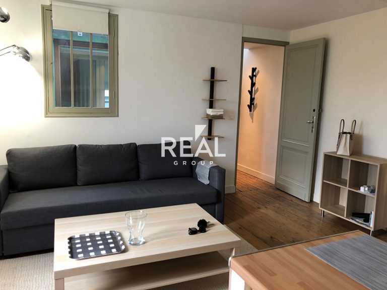 Location Appartement Bordeaux 53 m²