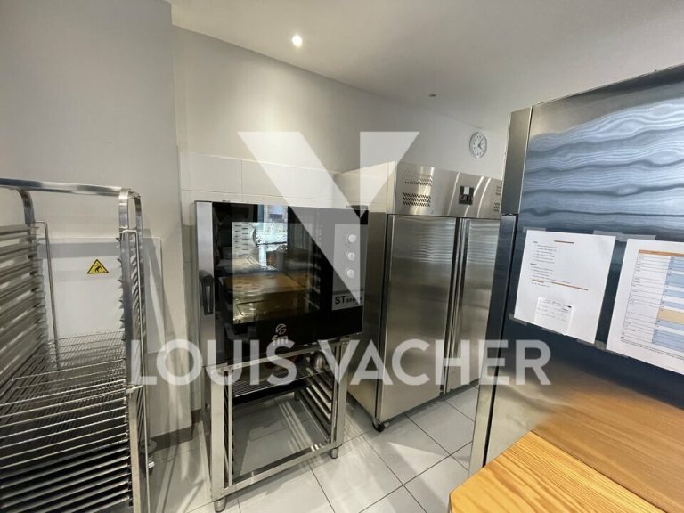 Local commercial Bordeaux 4