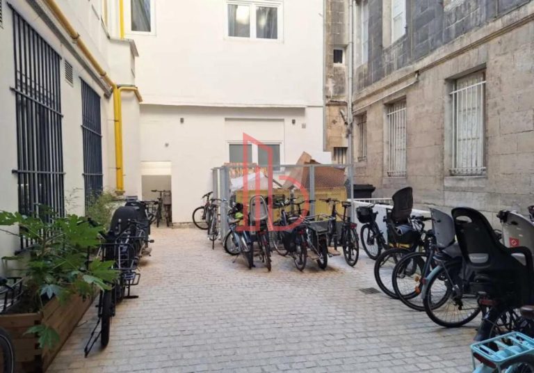 Location de bureau Bordeaux 356 m²