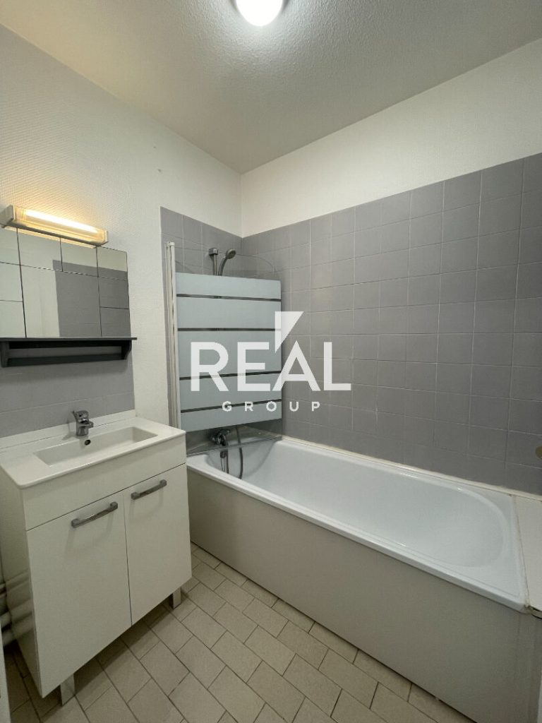 Location Appartement Merignac 7
