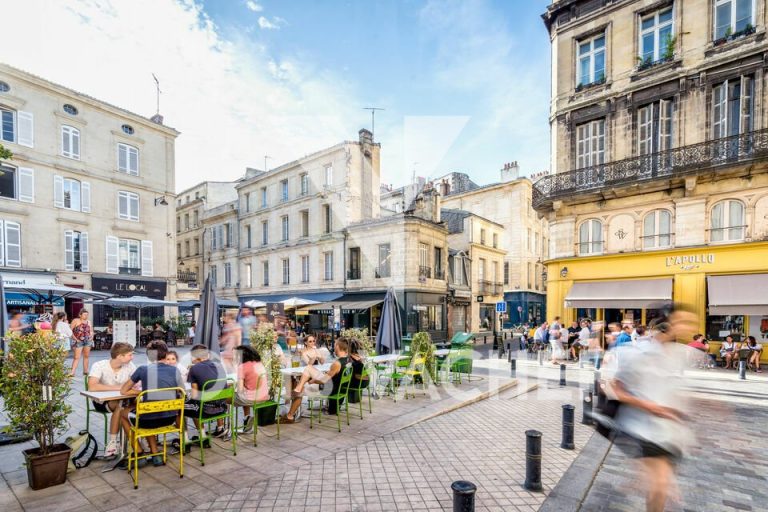 Local commercial Bordeaux 2